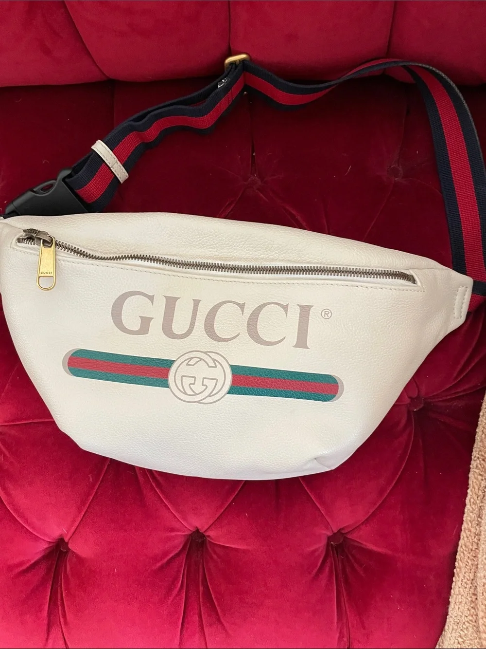 Gucci White Leather Belt Bag with Green and Red Web